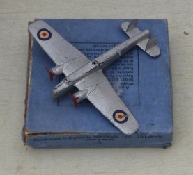 60v Whitley Bomber, boxed