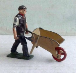 Gauge 1 Gardener pushing Wheelbarrow